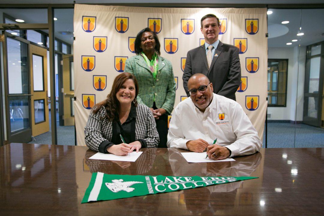 Erie County Community College Signs Articulation with Lake Erie College